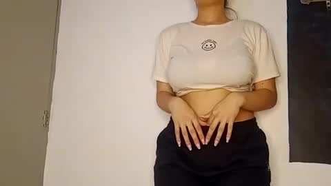 Annie online show from 01/27/25, 01:26