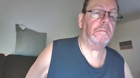 Snapshot of sunspotbaby chatting on 12/03/24, 02:36 Sunspotbaby online show from 12/03/24, 02:36