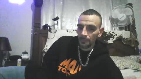 Snapshot of superd512 chatting on 01/20/25, 09:46 Guero Cash online show from 01/20/25, 09:46