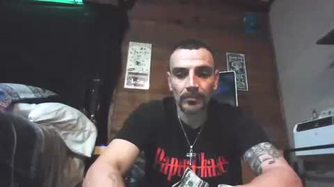 Snapshot of superd512 chatting on 01/31/25, 10:31 Guero Cash online show from 01/31/25, 10:31
