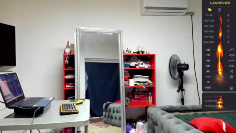 supermanboyxxl online show from 01/02/25, 07:01