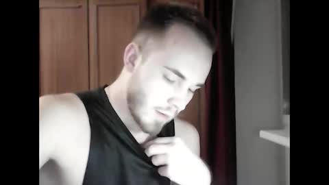 Snapshot of supermanqsky chatting on 01/21/25, 04:16 SupermanQSky online show from 01/21/25, 04:16