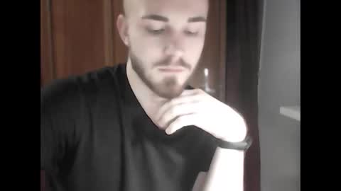 Snapshot of supermanqsky chatting on 02/25/25, 03:27 SupermanQSky online show from 02/25/25, 03:27