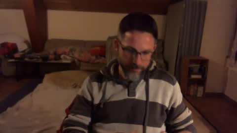 supersquirrel81 online show from 11/06/25, 09:59