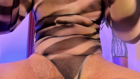 Snapshot of suprasexyjohn chatting on 01/23/25, 01:41 llllSupra llll online show from 01/23/25, 01:41