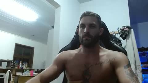 Snapshot of surfdog95 chatting on 03/10/25, 12:18 surfdog95 online show from 03/10/25, 12:18