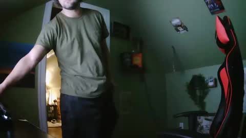 surferdude_here online show from 10/10/25, 10:09