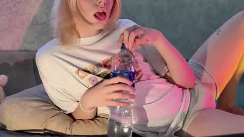 Vladiva online show from 11/12/25, 09:36