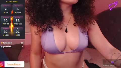 Snapshot of susan_bluee chatting on 01/15/25, 09:35 Susan online show from 01/15/25, 09:35