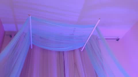 Snapshot of susan_bluee chatting on 10/29/25, 05:20 Susan online show from 10/29/25, 05:20