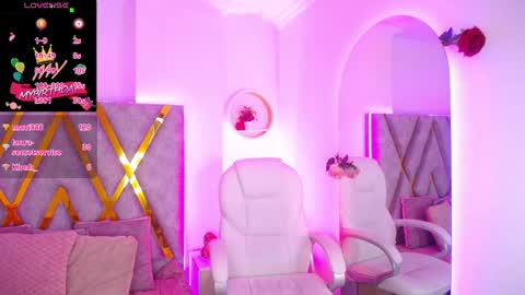 Susan online show from 12/14/24, 01:49