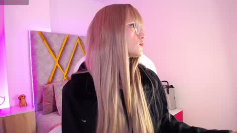 Susan online show from 12/17/24, 11:49