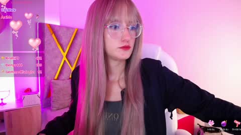 Susan online show from 12/18/24, 11:34