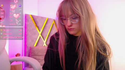 Susan online show from 12/19/24, 02:35