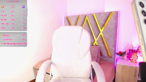 Susan online show from 01/20/25, 11:24