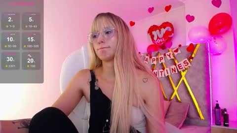 Susan online show from 02/13/25, 02:42