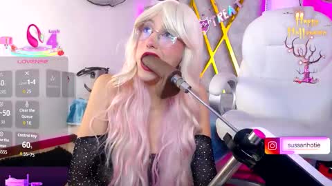 Susan online show from 10/24/25, 10:11