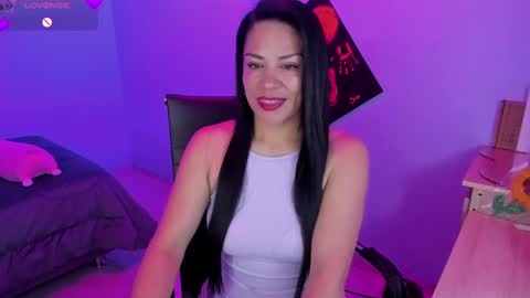 Snapshot of susan_ramires chatting on 09/09/25, 02:49 susan ramires online show from 09/09/25, 02:49