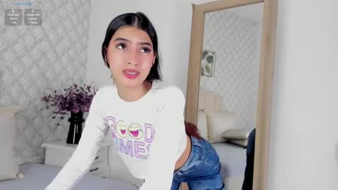 Snapshot of susana__sanchez chatting on 03/09/25, 12:42 SUSANA online show from 03/09/25, 12:42