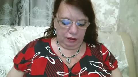 Snapshot of susanaahsun chatting on 12/17/24, 11:49 SusanaAhSun online show from 12/17/24, 11:49