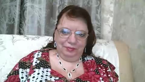 Snapshot of susanaahsun chatting on 10/03/25, 11:07 SusanaAhSun online show from 10/03/25, 11:07
