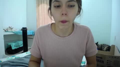 Snapshot of susanaduncann chatting on 01/28/25, 10:34 Susana online show from 01/28/25, 10:34