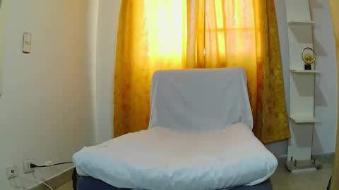 Susan online show from 11/08/25, 08:29