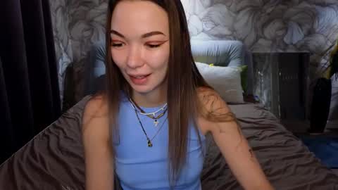 Snapshot of susannjohnson chatting on 10/14/25, 12:33 susannjohnson online show from 10/14/25, 12:33