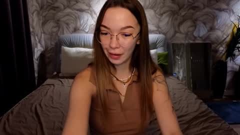 Snapshot of susannjohnson chatting on 10/19/25, 12:44 susannjohnson online show from 10/19/25, 12:44