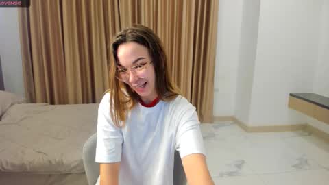 Snapshot of susannjohnson chatting on 11/19/25, 12:43 susannjohnson online show from 11/19/25, 12:43