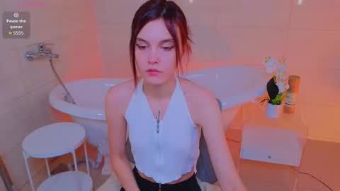 Susie online show from 11/16/25, 09:59