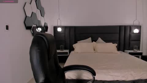 Sussan online show from 10/22/25, 09:53