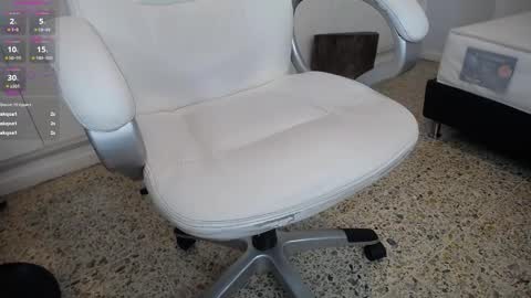 sussy leon online show from 12/06/24, 11:57