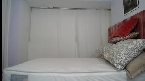 sussy leon online show from 02/07/25, 06:56