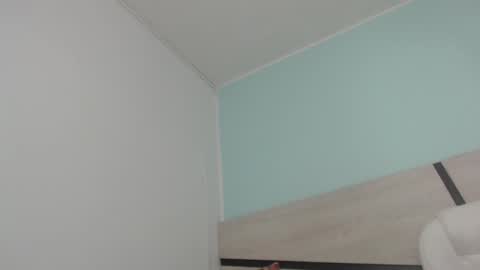 sussy leon online show from 02/10/25, 06:24