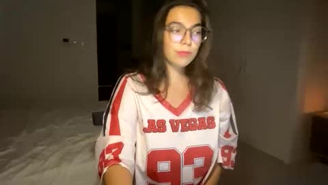 susyli online show from 10/12/25, 03:44