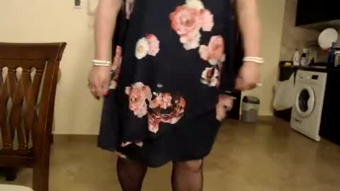 Snapshot of suzannebanci chatting on 12/02/24, 07:27 My name is Sissy or more fully Suzanna Aprilia Maria Mariquita Catarina Chinita Banci. Soy una puta - que chimba ladybug online show from 12/02/24, 07:27