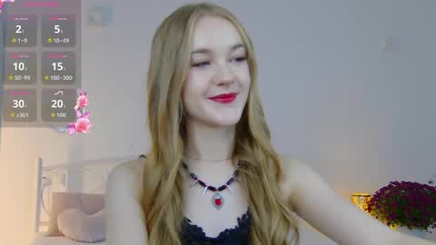 Suzi online show from 10/30/25, 02:29