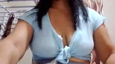 suzzie_hot online show from 10/30/25, 09:44