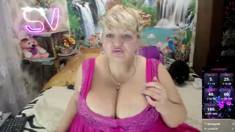 Snapshot of svetifox chatting on 03/03/25, 09:15 Sveti online show from 03/03/25, 09:15