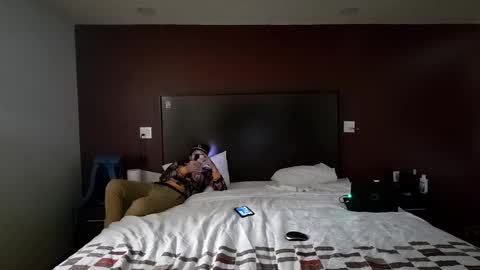 swaemalyss666 online show from 01/19/25, 04:04