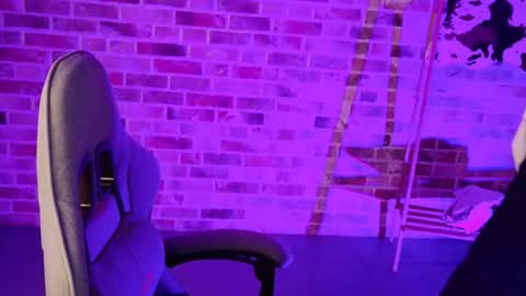 Snapshot of swag_evalution chatting on 10/12/25, 05:06 Eva online show from 10/12/25, 05:06