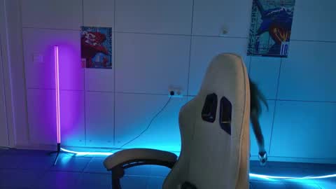 Snapshot of swag_evalution chatting on 10/14/25, 09:10 Eva online show from 10/14/25, 09:10