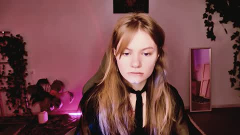 Snapshot of swag_evalution chatting on 11/03/25, 09:10 Eva online show from 11/03/25, 09:10