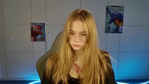 Snapshot of swag_evalution chatting on 11/19/25, 05:18 Eva online show from 11/19/25, 05:18