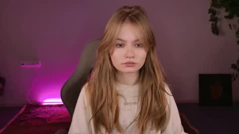 Snapshot of swag_evalution chatting on 11/22/25, 09:08 Eva online show from 11/22/25, 09:08