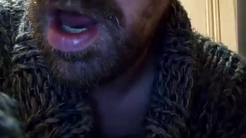 Snapshot of sweaterboy666 chatting on 12/19/24, 05:40 sweaterboy666 online show from 12/19/24, 05:40