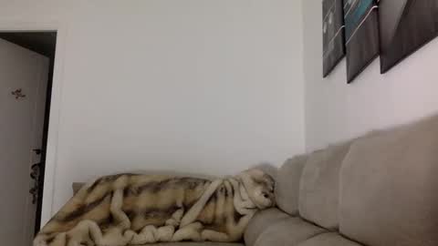 Snapshot of swee788485 chatting on 11/14/25, 05:44 ALBA online show from 11/14/25, 05:44