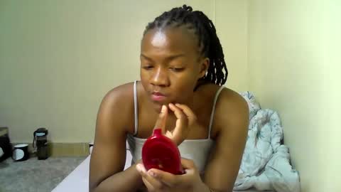 Snapshot of swee_leilah chatting on 09/10/25, 02:44 Call me Sheila online show from 09/10/25, 02:44