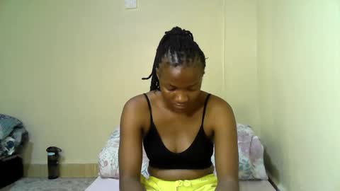 Snapshot of swee_leilah chatting on 09/11/25, 09:53 Call me Sheila online show from 09/11/25, 09:53